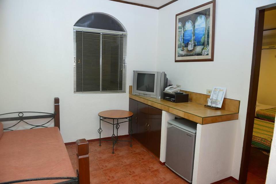Palmas Del Mar Hotel Bacolod Eksteriør billede
