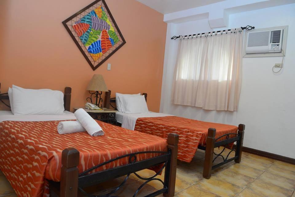 Palmas Del Mar Hotel Bacolod Eksteriør billede