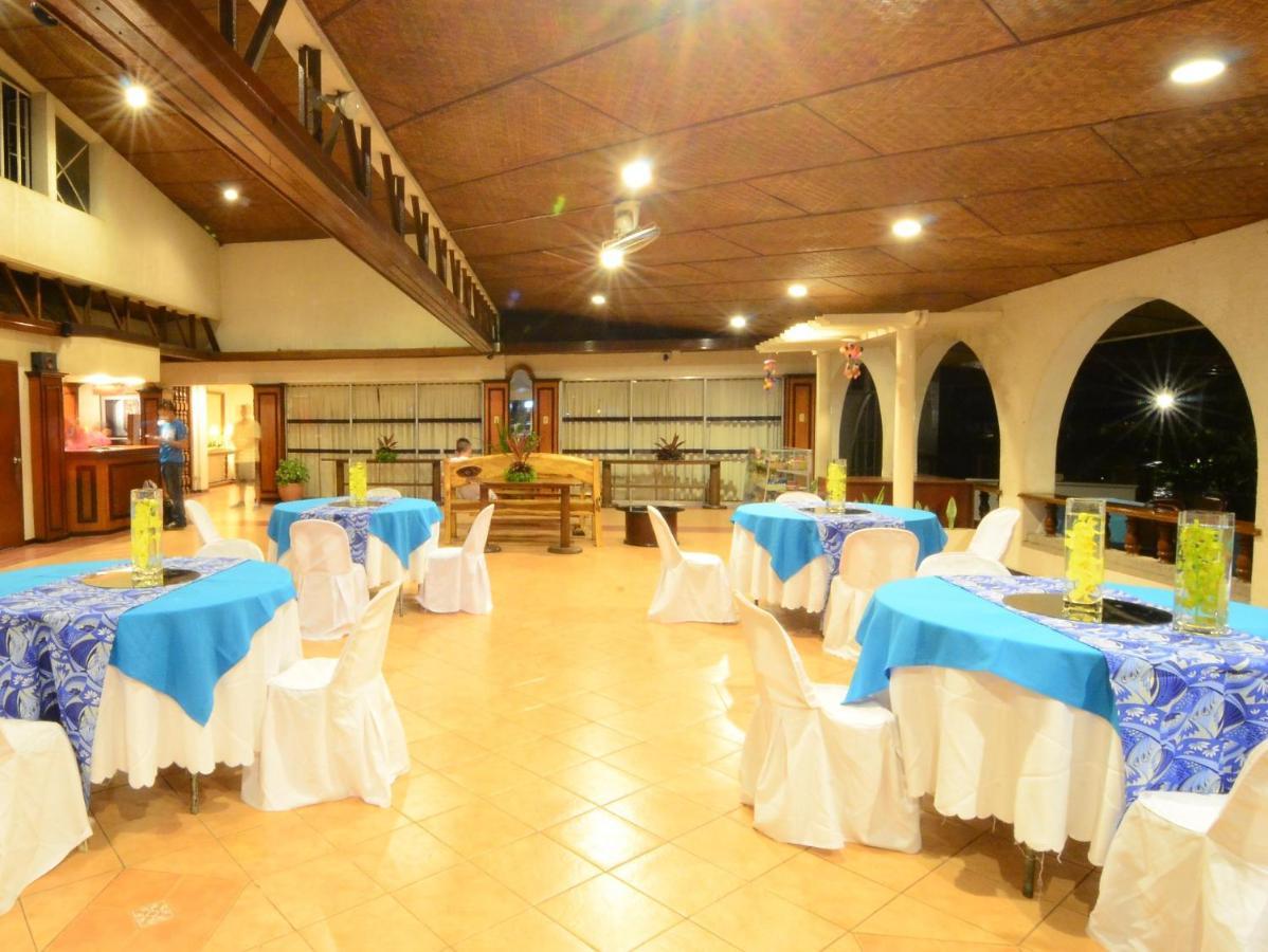 Palmas Del Mar Hotel Bacolod Eksteriør billede