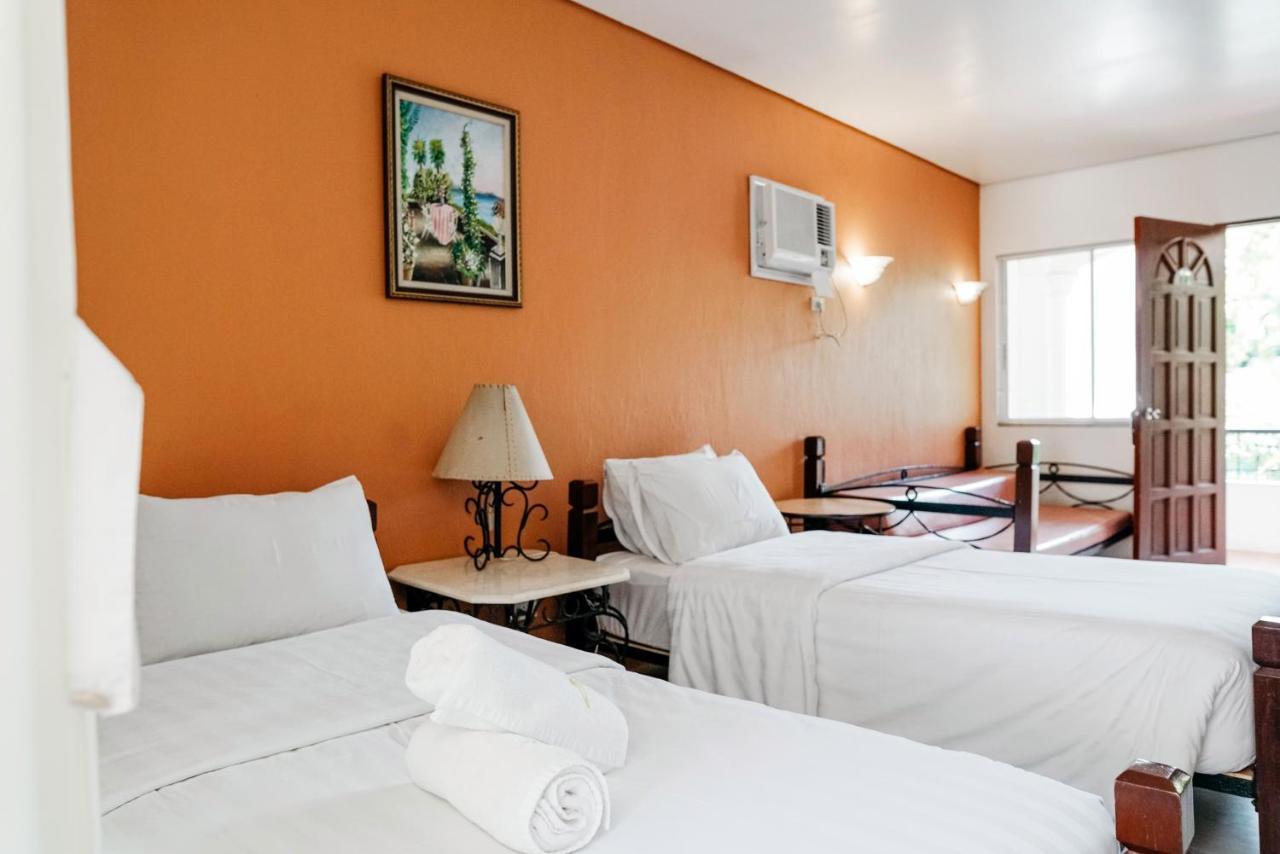 Palmas Del Mar Hotel Bacolod Eksteriør billede